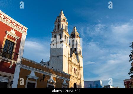 Cathédrale notre-Dame de l'Immaculée conception, site classé au patrimoine mondial de l'UNESCO la ville fortifiée historique de Campeche, Campeche, Mexique Banque D'Images