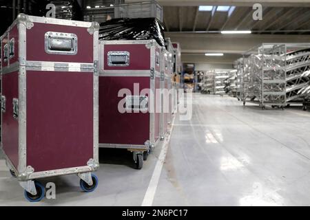 À l'intérieur d'une salle de stockage et d'un entrepôt de logistique et de distribution Banque D'Images