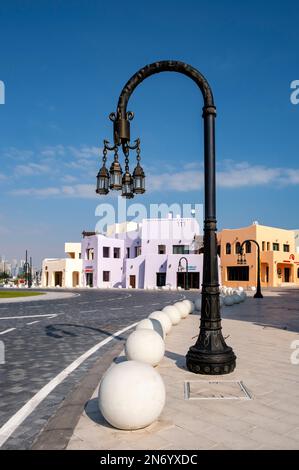 Street LAMP, Mina District, Vieux Port de Doha, Qatar Banque D'Images