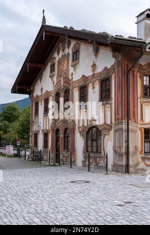 Peintures en plein air d'une ancienne maison dans le centre-ville d'Oberammergau, Bavière, Allemagne Banque D'Images