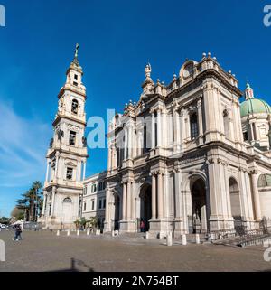 Célèbre église de pèlerinage Temple de notre Dame du Rosaire à Pompéi, Italie Banque D'Images