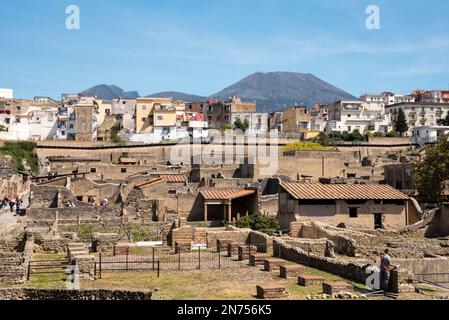 Paysage urbain de l'ancien Herculanum, détruit de l'éruption volcanique du Mt. Vésuve, Italie Banque D'Images