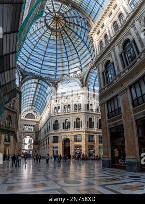 Galerie Umberto I à Naples, construit dans le style Art Nouveau, dans le sud de l'Italie Banque D'Images