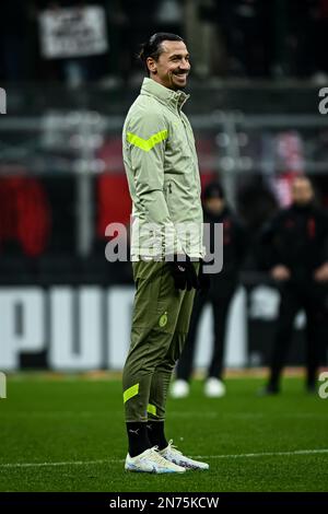 Milan, Italie. 10th févr. 2023. Zlatan Ibrahimovic de l'AC Milan se réchauffe avant le match de football de la série A AC Milan contre Turin au stade San Siro de Milan, Italie sur 10 février 2023 crédit: Piero Cruciatti/Alay Live News Banque D'Images