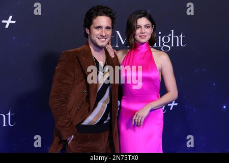 Diego Boneta y Mónica Bárbaro, pendant le tapis bleu du film 'à minuit' au centre culturel Roberto Cantoral sur 09 février 2023 à Mexico, Mexique. Banque D'Images