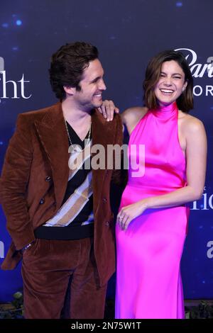 Diego Boneta y Mónica Bárbaro, pendant le tapis bleu du film 'à minuit' au centre culturel Roberto Cantoral sur 09 février 2023 à Mexico, Mexique. Banque D'Images