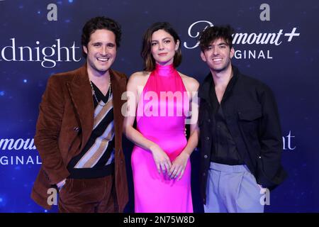 Diego Boneta y Mónica Bárbaro, pendant le tapis bleu du film 'à minuit' au centre culturel Roberto Cantoral sur 09 février 2023 à Mexico, Mexique. Banque D'Images