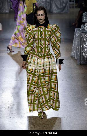 New York, États-Unis. 10th févr. 2023. Un mannequin marche sur la piste au Rodarte Fashion Show pendant l'automne hiver 2023 Collections Fashion Show à New York Fashion week à New York sur 10 février 2023. (Photo de Jonas Gustavsson/Sipa USA) crédit: SIPA USA/Alay Live News Banque D'Images