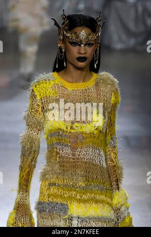 New York, États-Unis. 10th févr. 2023. Un mannequin marche sur la piste au Rodarte Fashion Show pendant l'automne hiver 2023 Collections Fashion Show à New York Fashion week à New York sur 10 février 2023. (Photo de Jonas Gustavsson/Sipa USA) crédit: SIPA USA/Alay Live News Banque D'Images