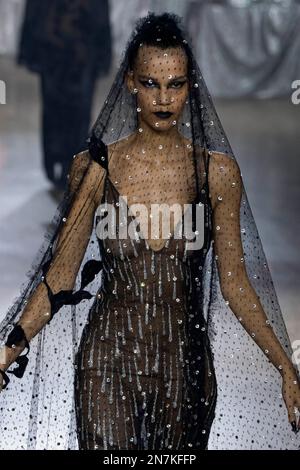 New York, États-Unis. 10th févr. 2023. Un mannequin marche sur la piste au Rodarte Fashion Show pendant l'automne hiver 2023 Collections Fashion Show à New York Fashion week à New York sur 10 février 2023. (Photo de Jonas Gustavsson/Sipa USA) crédit: SIPA USA/Alay Live News Banque D'Images