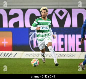 Karlsruhe, Allemagne. 10th févr. 2023. Soccer : 2. Bundesliga, Karlsruher SC - SpVgg Greuther Fürth, Matchday 20, au BBBank Wildpark. Armindo Sieb de Greuther Fürth. Crédit : Uli Deck/dpa - REMARQUE IMPORTANTE : Conformément aux exigences de la DFL Deutsche Fußball Liga et de la DFB Deutscher Fußball-Bund, il est interdit d'utiliser ou d'avoir utilisé des photos prises dans le stade et/ou du match sous forme de séquences et/ou de séries de photos de type vidéo./dpa/Alay Live News Banque D'Images