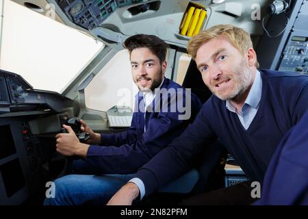 portrait de deux pilotes avion de ligne volant Banque D'Images