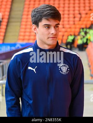 Blackpool, Royaume-Uni. 11th févr. 2023. Rob Apter #36 de Blackpool en avance sur le match de championnat Sky Bet Blackpool vs Rotherham United à Bloomfield Road, Blackpool, Royaume-Uni, 11th février 2023 (photo de Ben Roberts/News Images) à Blackpool, Royaume-Uni le 2/11/2023. (Photo de Ben Roberts/News Images/Sipa USA) crédit: SIPA USA/Alay Live News Banque D'Images