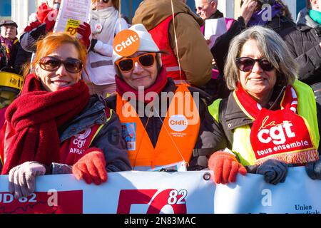 Montauban, France. 11th févr. 2023. Quatrième journée de grève et de manifestation organisée par l'interUnion (CFDT, CGT, FO, CFE-CGC, CFTC, Unsa, Solidaires, FSU), pour protester contre le plan du gouvernement visant à faire passer l'âge légal de la retraite de 62 à 64 ans. France, Montauban, 11 février 2023. Photo de Patricia Huchot-Boissier/ABACAPRESS.COM crédit: Abaca Press/Alay Live News Banque D'Images