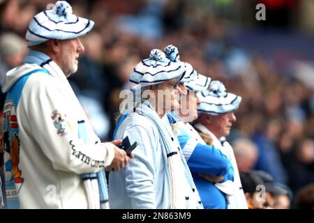 Les fans de Coventry City pendant le match de championnat Sky Bet au Coventry Building Society Arena, Coventry. Date de la photo: Samedi 11 février 2023. Banque D'Images