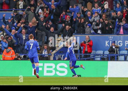 Leicester, Royaume-Uni. 11th févr. 2023. James Maddison #10 de Leicester City célèbre son objectif de faire 2-1 pendant le match de Premier League Leicester City vs Tottenham Hotspur au King Power Stadium, Leicester, Royaume-Uni, 11th février 2023 (photo de Gareth Evans/News Images) Credit: News Images LTD/Alay Live News Banque D'Images