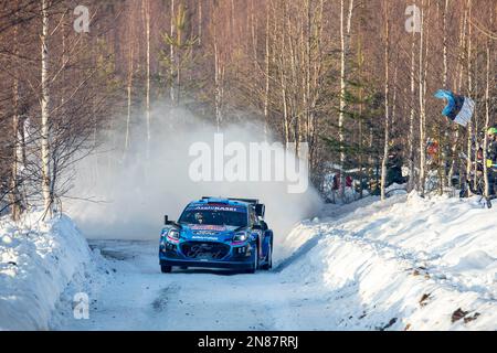 UMEÅ 20230211 Ott Tänak, Estonie et Martin Järveoja, Estonie, Ford Puma Rally1 hybride, lors des compétitions de samedi dans le rassemblement suédois, RAL mondial Banque D'Images