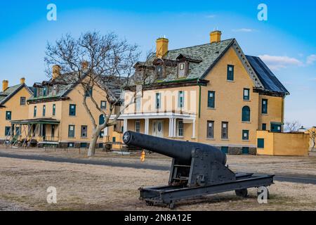 Officiers Quarters et Rodman Gun, fort Hancock, New Jersey USA, fort Hancock, New Jersey Banque D'Images