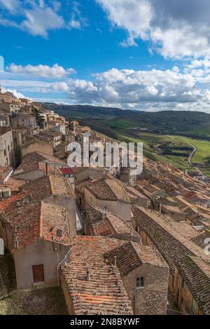 Le village de Gangi vu des toits, Sicile Banque D'Images