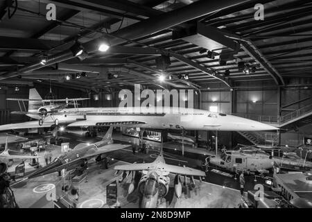 Yeovilton.Somerset.United Kingdom.23 octobre 2022.le Concorde 002 est exposé dans le hall 4 du musée du bras aérien de la flotte à Somseset Banque D'Images