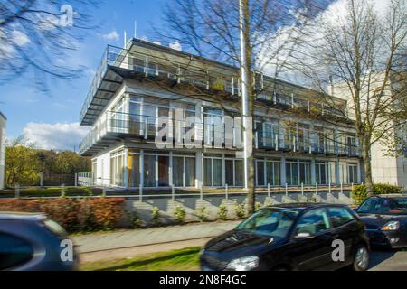 04-23-2016 potsdam , Allemagne. Bâtiment moderne à Potsdam en verre et béton à Potsdam Banque D'Images