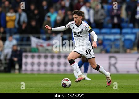 Cardiff, Royaume-Uni. 11th févr. 2023. Hayden Hackney Middlesbrough en action. Match de championnat EFL Skybet, Cardiff City et Middlesbrough au Cardiff City Stadium de Cardiff, pays de Galles, le samedi 11th février 2023. Cette image ne peut être utilisée qu'à des fins éditoriales. Usage éditorial seulement, photo par Andrew Orchard/Andrew Orchard sports photographie/Alamy Live News crédit: Andrew Orchard sports photographie/Alamy Live News Banque D'Images