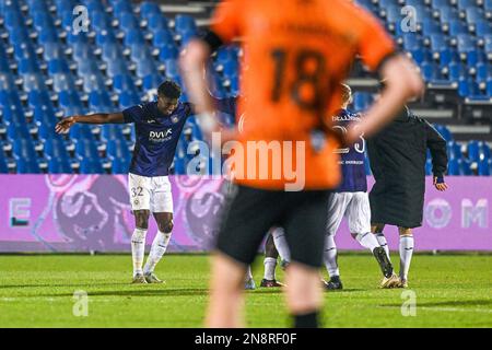 Nilson Angulo (32) de RSC Anderlecht photographié après un match de football entre KMSK Deinze et l'équipe de jeunes RSC Anderlecht futures pendant le 22 e match de la Challenger Pro League pour la saison 2022-2023 , le dimanche 11 février 2023 à Deinze , Belgique . PHOTO SPORTPIX | Stijn Audooren Credit: David Catry/Alay Live News Banque D'Images