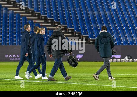 4th arbitre Viki de Cremer photographié avant un match de football entre KMSK Deinze et l'équipe de jeunes RSC Anderlecht futures pendant le 22 e match de la Challenger Pro League pour la saison 2022-2023 , le samedi 11 février 2023 à Deinze , Belgique . PHOTO SPORTPIX | Stijn Audooren Credit: David Catry/Alay Live News Banque D'Images