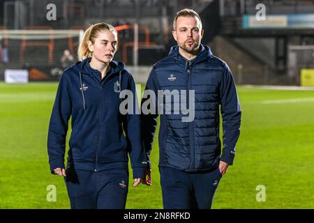 4th arbitre Viki de Cremer photographié avant un match de football entre KMSK Deinze et l'équipe de jeunes RSC Anderlecht futures pendant le 22 e match de la Challenger Pro League pour la saison 2022-2023 , le samedi 11 février 2023 à Deinze , Belgique . PHOTO SPORTPIX | Stijn Audooren Credit: David Catry/Alay Live News Banque D'Images