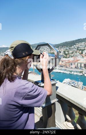 France, Nice, Jardins de Cimiez, vue touristique de Nice et du port depuis le parc du monastère, Matisse, notre Dame de Cimiez. Banque D'Images