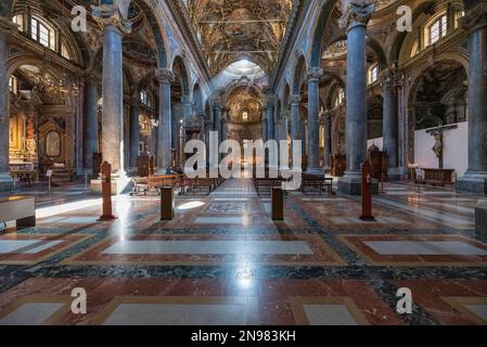 L'intérieur de l'église Saint Joseph des Pères Théatins Banque D'Images