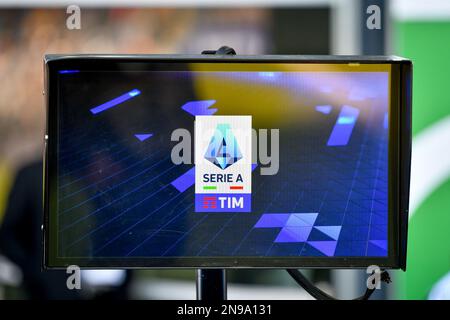 Udine, Italie. 12th févr. 2023. Le VAR Monitor pendant Udinese Calcio vs US Sassuolo, football italien série A match à Udine, Italie, 12 février 2023 crédit: Agence de photo indépendante / Alamy Live News Banque D'Images
