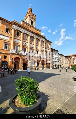 Foligno Ombrie Italie. L'Hôtel de ville, Palais communal Banque D'Images