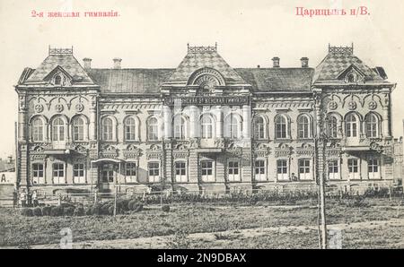 Le 2nd gymnase féminin de la ville de Tsaritsyn (Volgograd) en Russie en 1915. Banque D'Images