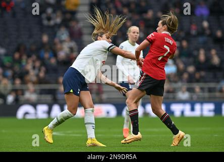 Londres, Royaume-Uni. 12th févr. 2023. Shelina Zadorsky (3) de Tottenham photographié en réaction à Ella Toone (7) de Manchester lors d'un match de football féminin entre Tottenham Hotspur Women et Manchester United Women lors d'un nouveau match du premier jour de match de la saison 2022 - 2023 de la Super League Barclays Women's , Dimanche 12 février 2023 à Londres , ANGLETERRE . PHOTO SPORTPIX | David Catry crédit: David Catry/Alay Live News Banque D'Images