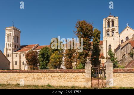 L'église pèlerine basilique Sainte-Marie-Madeleine de Vézelay sur le chemin Jacob, Vézélay, Bourgogne, France Banque D'Images