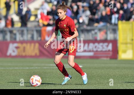 Rome, Italie , 11 février, , 2023 photo de gauche à droite, Manuela Giugliano de AS Roma Pendant le championnat de football féminin série a match Roma v Inter Credit: Massimo Insabato/Alay Live News Banque D'Images