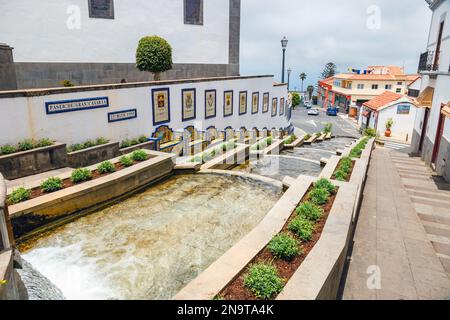 Firgas, Gran Canaria, Espagne, 19 juillet, 2022: Célèbre Paseo de Canarias rue sur Firgas, Gran Canaria, îles Canaries, Spainfamous Paseo de Canarias str Banque D'Images