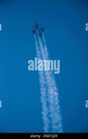 Les Blue Angels de la Marine participent à un spectacle aérien à Lincoln, Nebraska, USA ; Lincoln, Nebraska, États-Unis d'Amérique Banque D'Images