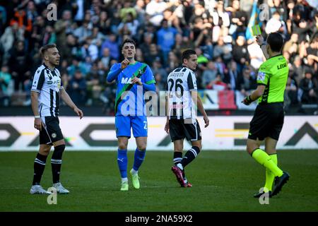 Udine, Italie. 12th févr. 2023. Udinese Florian Thauvin pendant Udinese Calcio vs US Sassuolo, football italien série A match in Udine, Italie, 12 février 2023 crédit: Agence de photo indépendante/Alamy Live News Banque D'Images