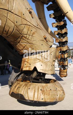 France. Pays de la Loire. Loire-Atlantique (44) Nantes. L'éléphant des machines de l'île. Créé par François Delaroziere, dans le Parc des C Banque D'Images