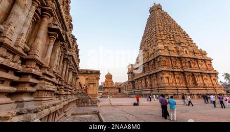 Brihadishvara, complexe du Temple de l'ère Chola, dédié à la déité hindoue Lord Shiva; Thanjavur, Tamil Nadu, Inde Banque D'Images