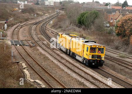 Le train DR79261 et DR79271 de la meuleuse Harsco RGH20C traverse Scunthorpe le 16/1/23. Banque D'Images