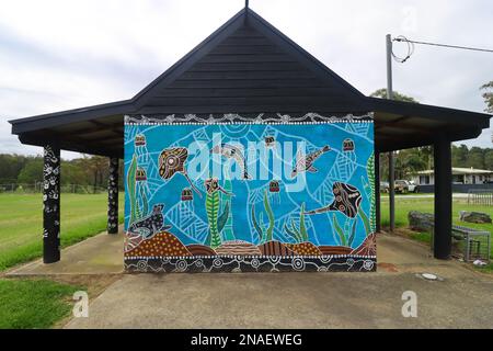 Peinture murale aborigène à Mogo Banque D'Images