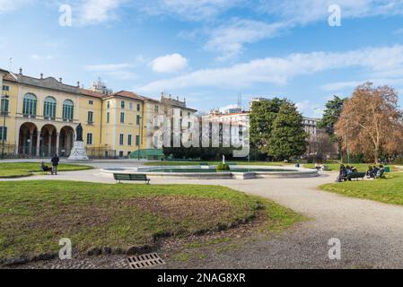 Milan, Italie. Jardins publics Indro Montanelli. Grand parc urbain Banque D'Images