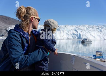 Visite du glacier de mise en forme au Groenland Banque D'Images