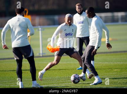 Richarlison de Tottenham Hotspur pendant une séance d'entraînement au terrain d'entraînement de Hotspur Way, Londres. Date de la photo: Lundi 13 février 2023. Banque D'Images