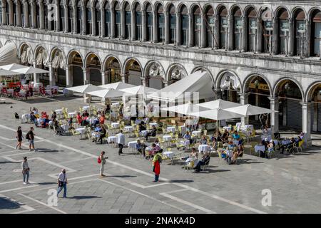 Café à St. Mark's Square, quartier de San Marco, Venise, Vénétie, Italie Banque D'Images