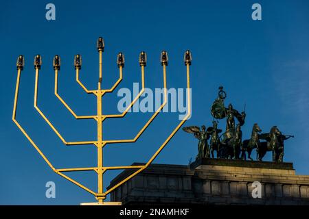 La plus grande menorah de la grande place de l'armée Brooklyn New York City Banque D'Images