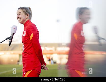 AMSTERDAM - Jackie Groenen lors d'une formation des joueurs de football néerlandais à l'approche de deux jeux d'exposition en préparation de la coupe du monde l'été prochain en Australie et en Nouvelle-Zélande. ANP KOEN VAN WEEL Banque D'Images